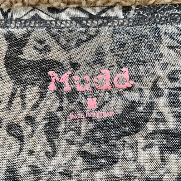 Mudd Patterned Top - Picture 4 of 6